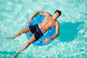 Comment fonctionne un maillot de bain pour homme ?