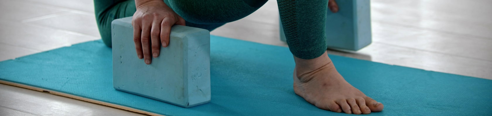 Les 4 meilleures briques de yoga 2024 – brique de yoga test & comparatif