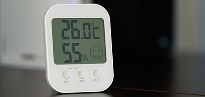 Thermomètre Hygromètre Numérique,Chambre - Noir,Thermomètre Hygrometre  Intérieur et Extérieur, avec Capteur Extérieure sans Fil, Rétroéclairage  LCD