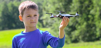 Drone pour enfants - Idées et achat Robots et compagnons