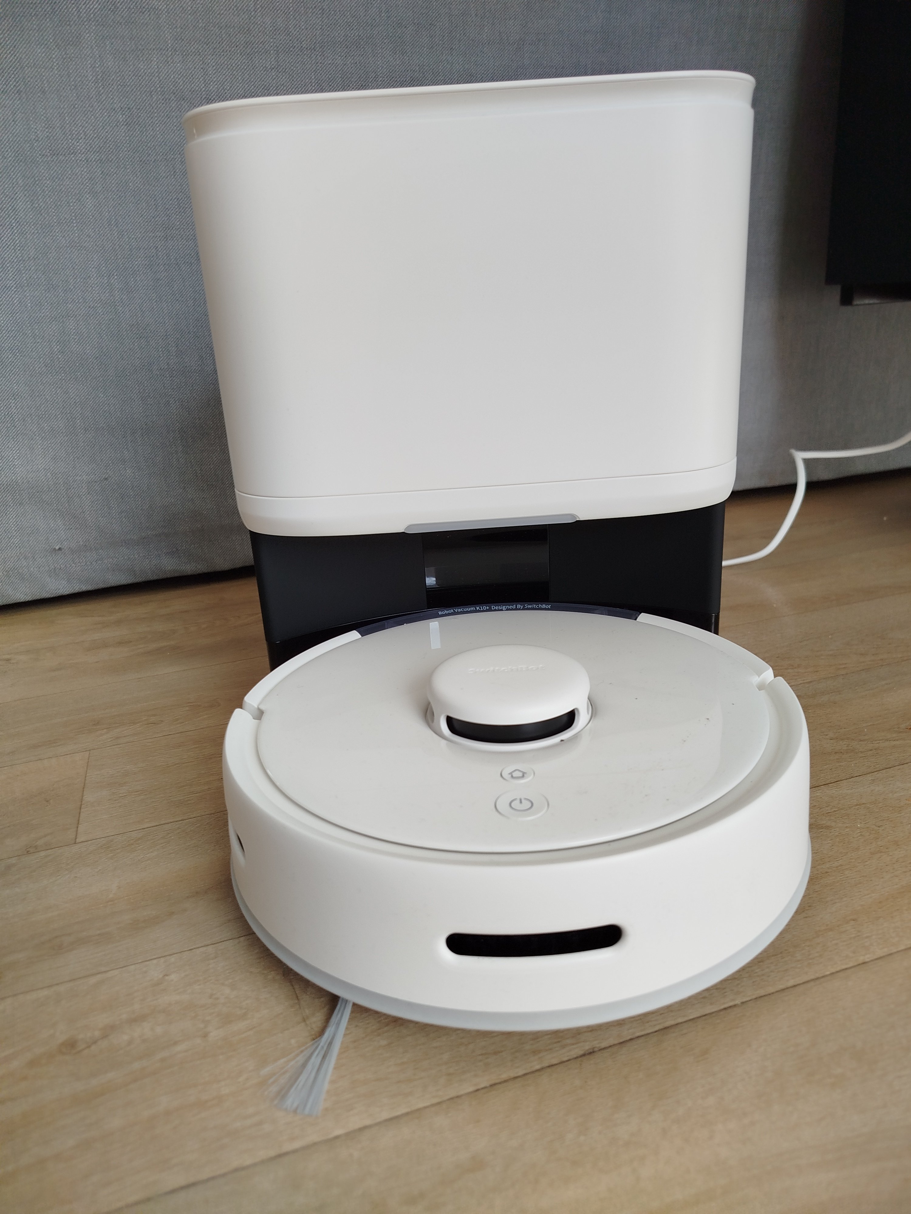 SwitchBot Mini Robot Vacuum K10+